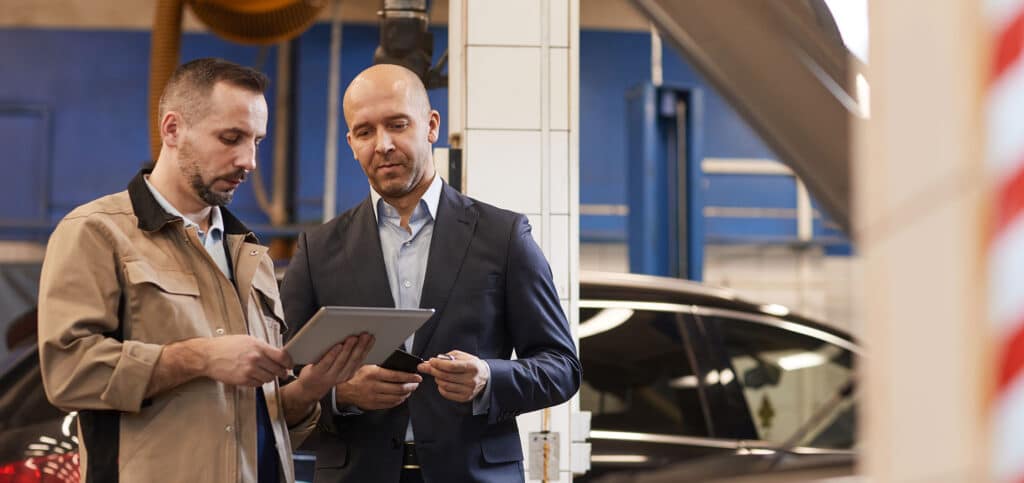 Inspection-Review-with-Customers
